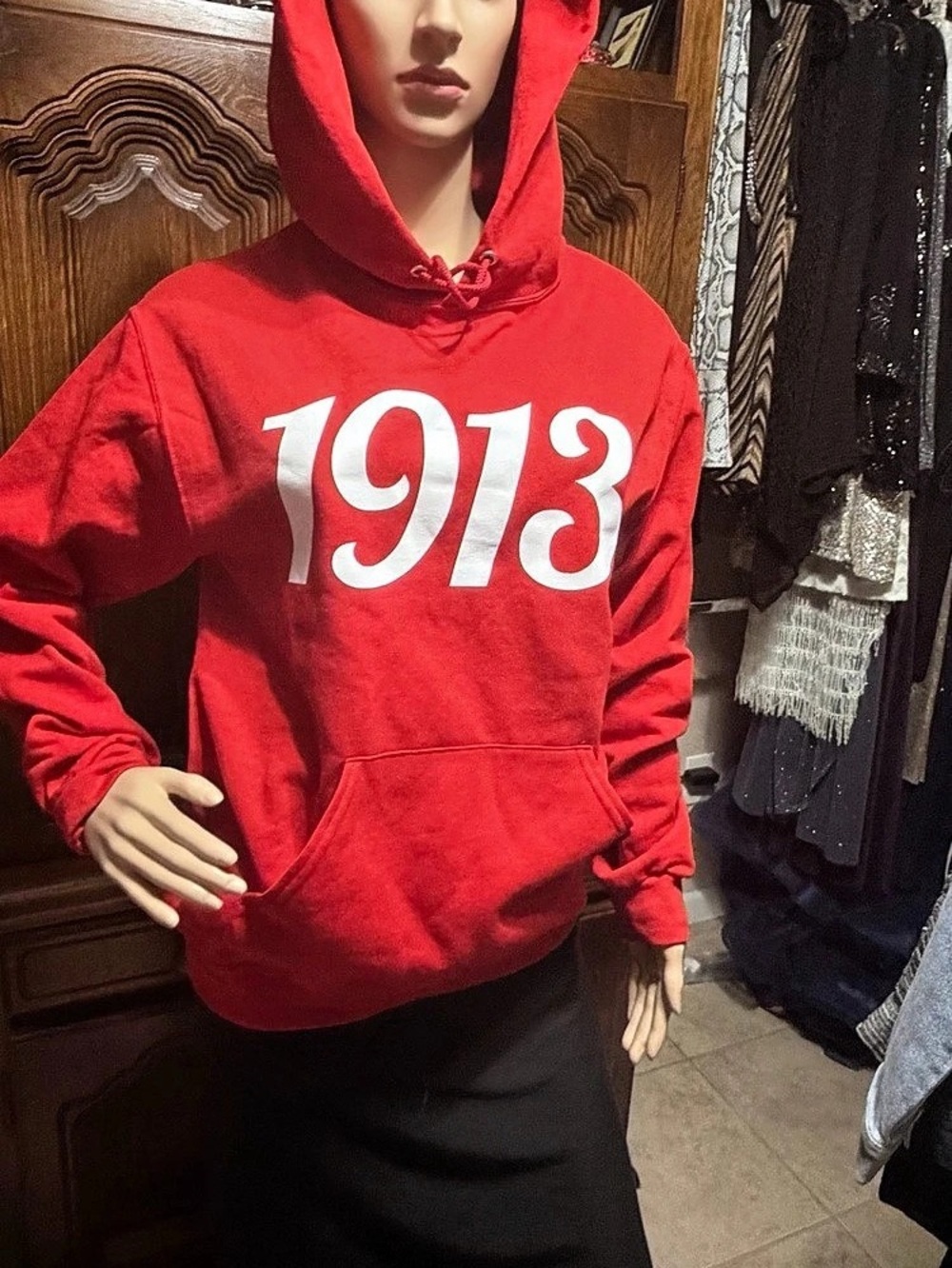 My Greek Boutique NWT Delta Sigma Theta Crimson Red 1913 Hooded Sweatshirt – Siz